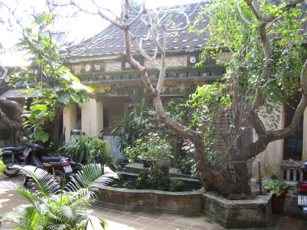 Hoi An Vietnam - Temples